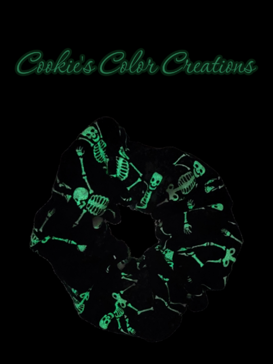 Halloween Glow in the Dark Skeleton - Image 3
