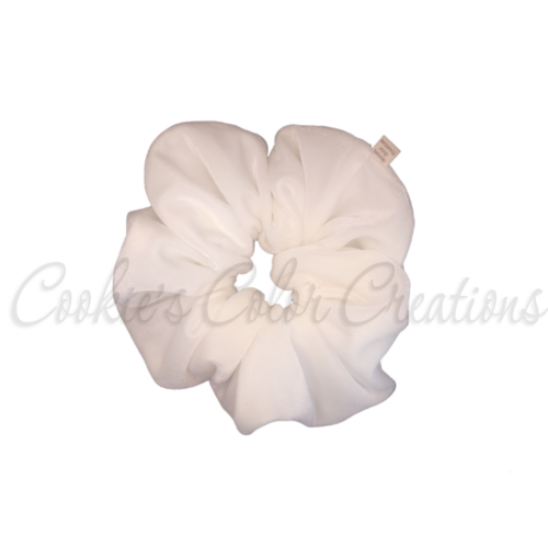 Ivory Velvet - Image 2